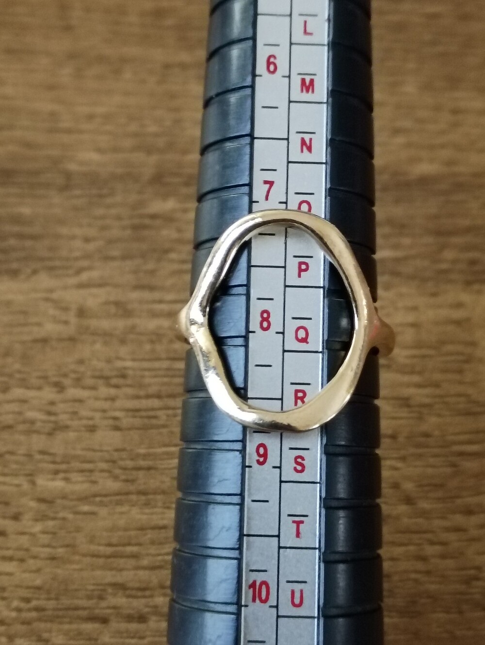 Gold Cutout Ring Size 8